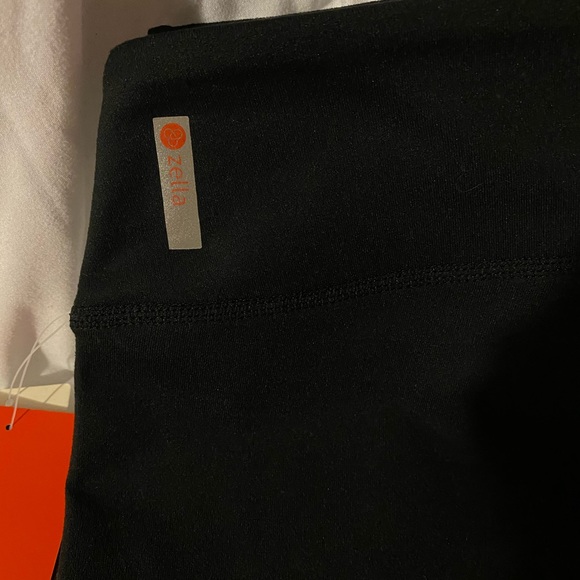 Zella live in leggings (old version) - Picture 2 of 4